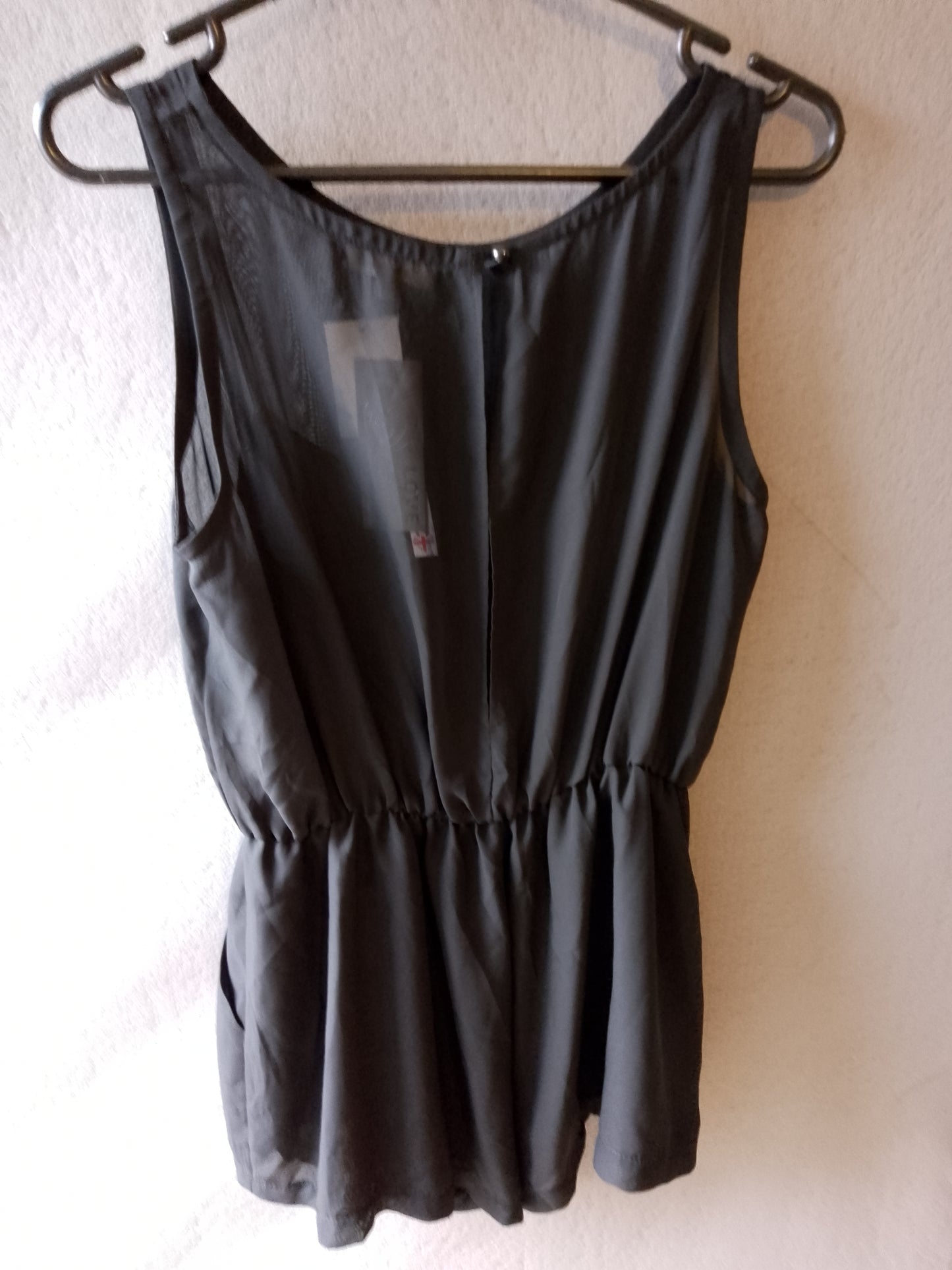 Love shorts style bottoms outfit New size L