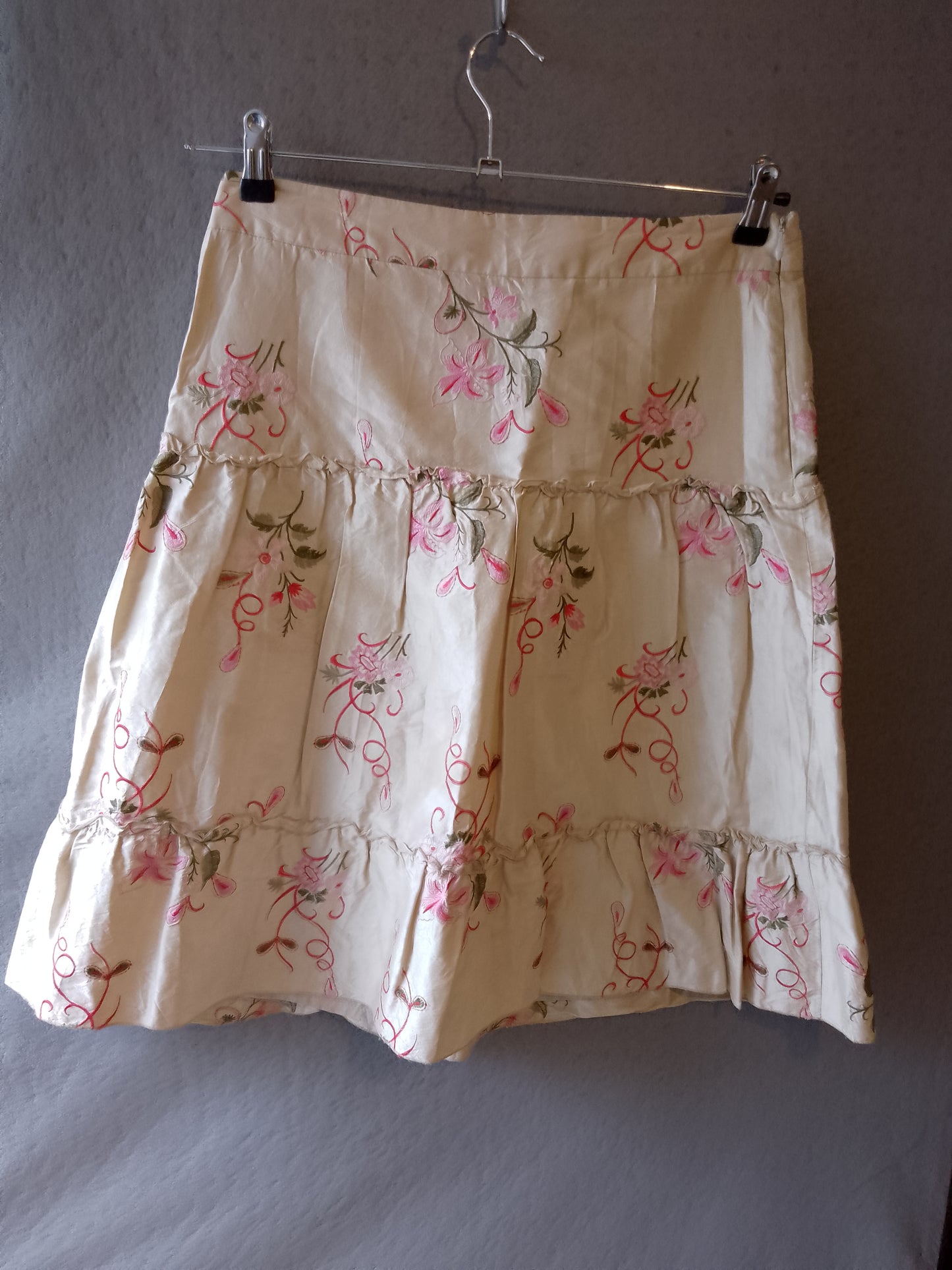 Oui Skirt size 12 Excellent Condition