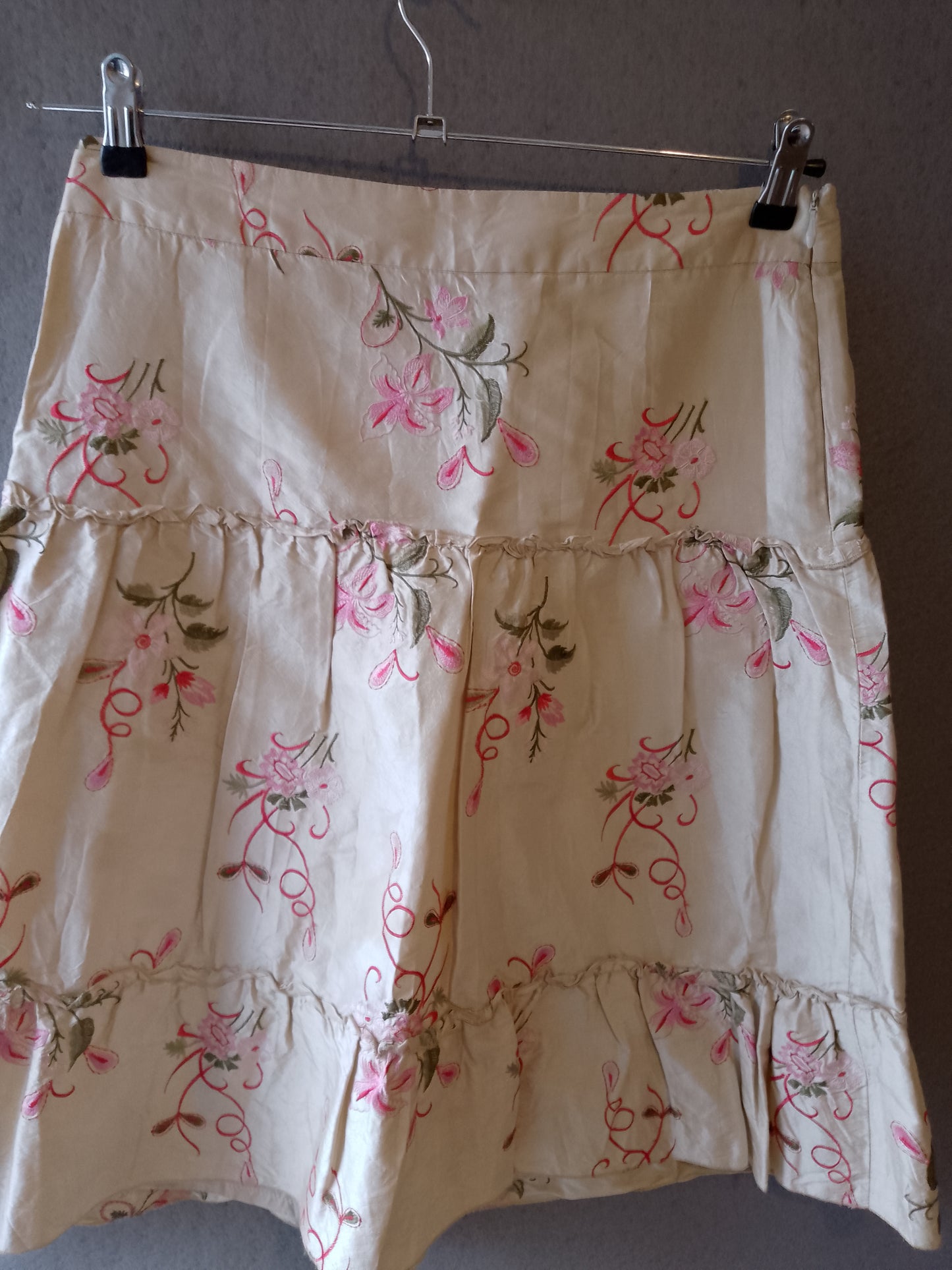 Oui Skirt size 12 Excellent Condition