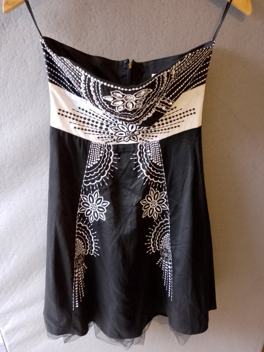 Cotton Club Size 10 Excellent Condition