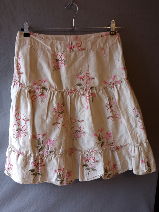 Oui Skirt size 12 Excellent Condition
