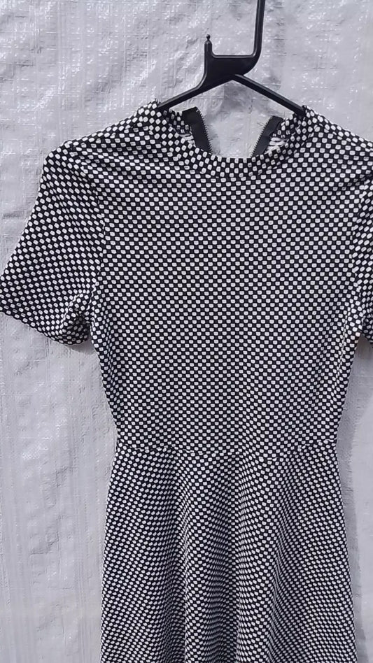 Cupcake Dress size 6 New
