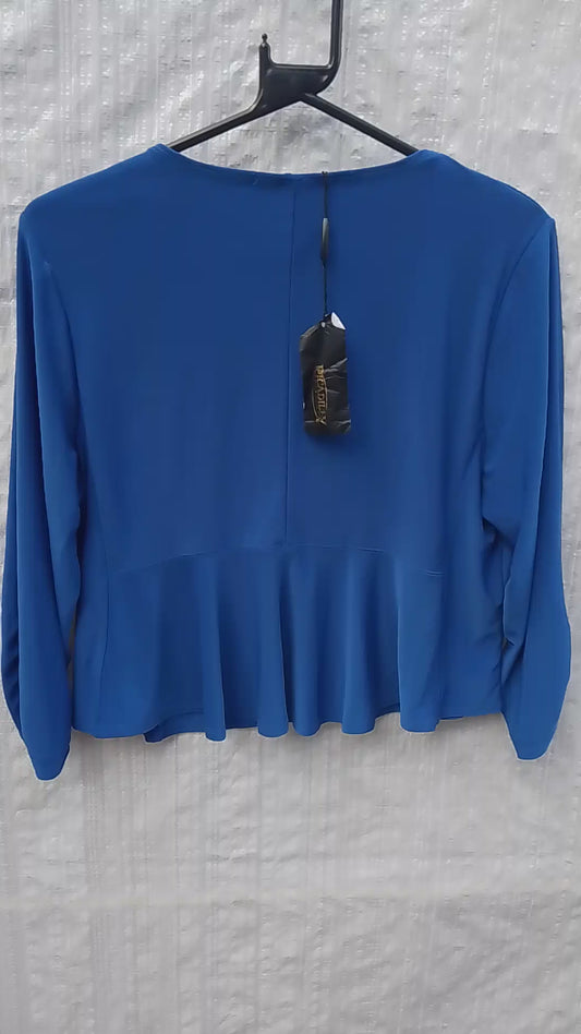 Picadilly Top size Small New
