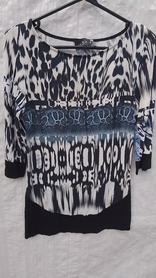 Ariana Top size 8 Excellent Condition