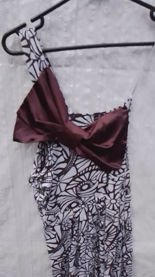 Señorita Dress size 10/12 Excellent Condition