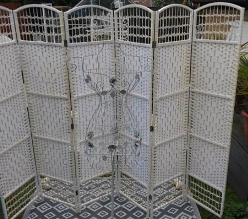 Woven wicker room divider hire